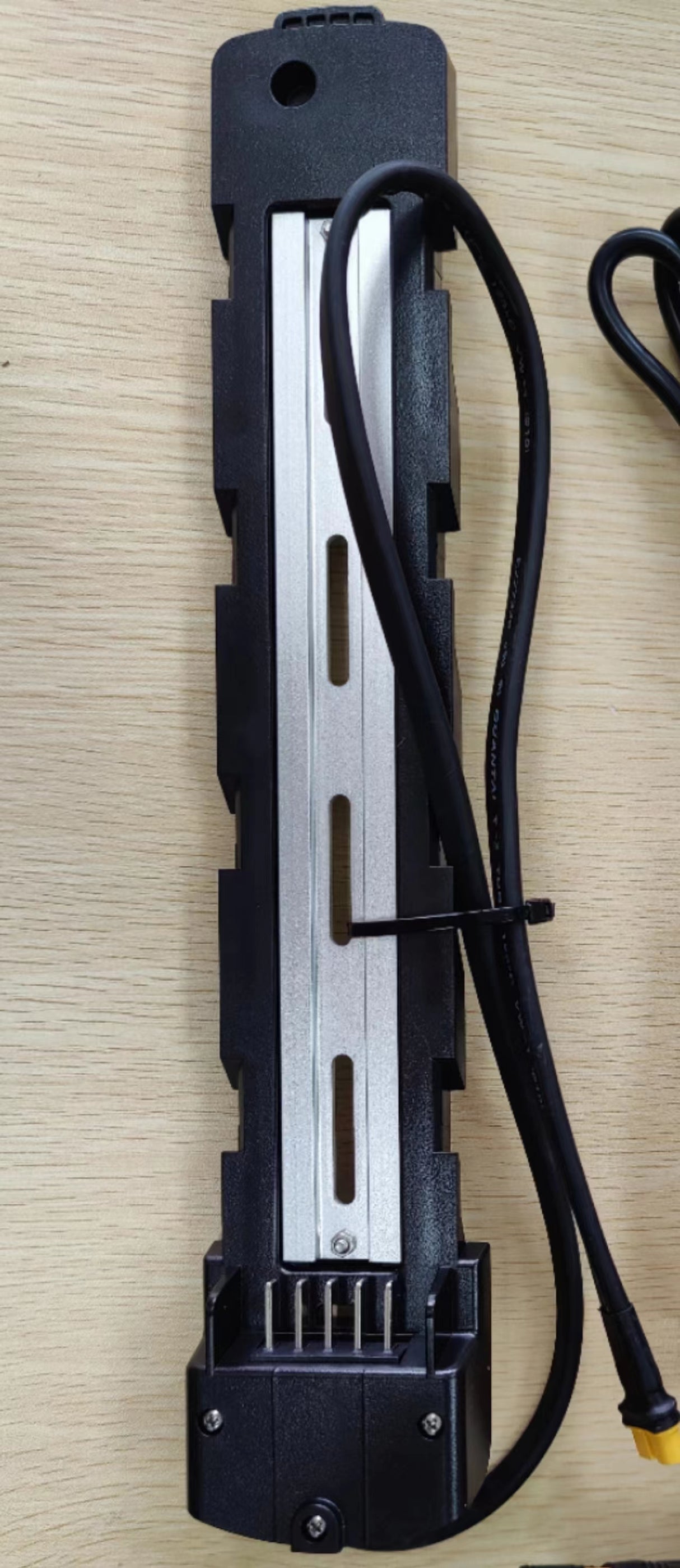 SMLRO Ebike Replaceable Battery Holder & Base