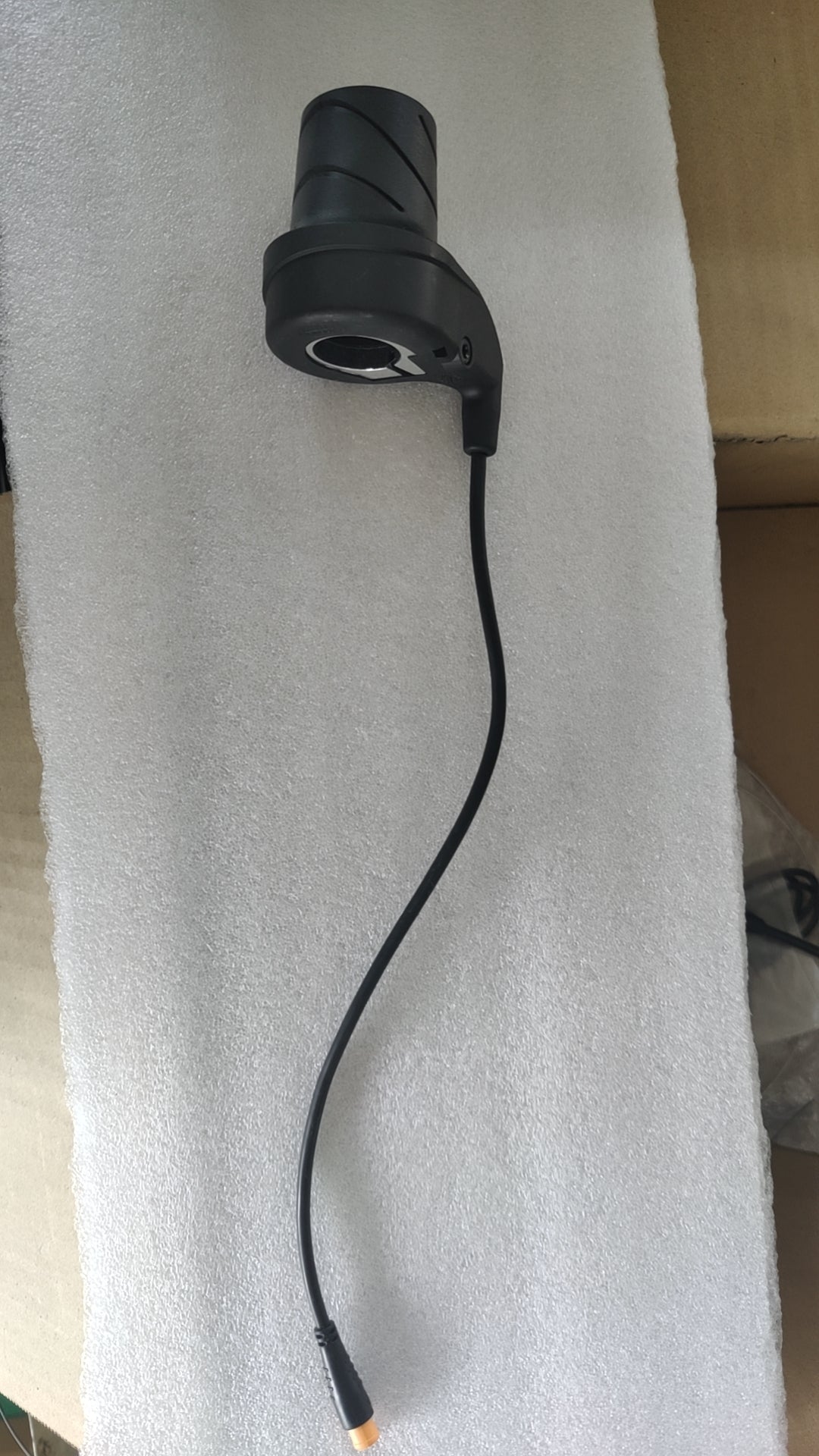 SMLRO accelerator/ throttle with&without key(No spare key, replace the ebike key if it is lost)