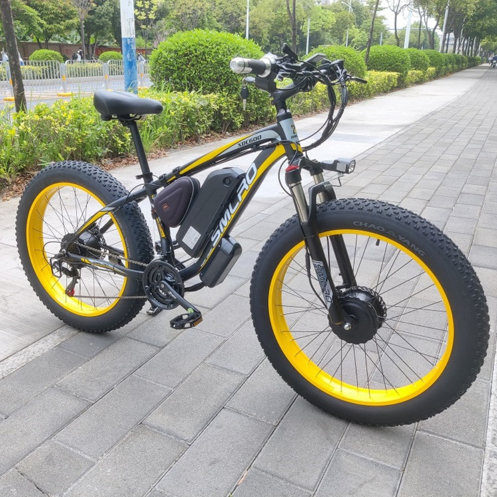 xdc600 plus black-yellow outdoor picture