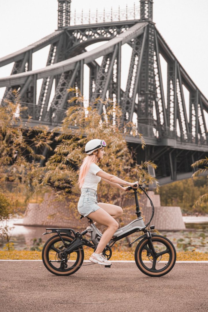 (EU Stock) Mihogo RX2.4 48V 12.8AH 500W Single Motor Intelligent Bluetooth 7 Speed Foldable Ebike For Adults